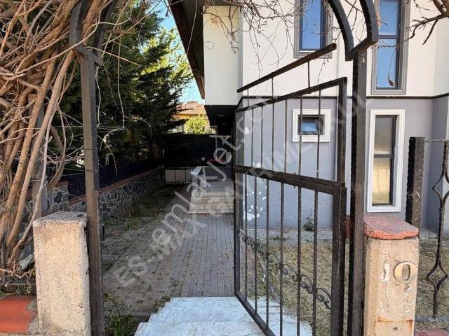 Nilüfer, Bursa içerisinde kiralık Villa