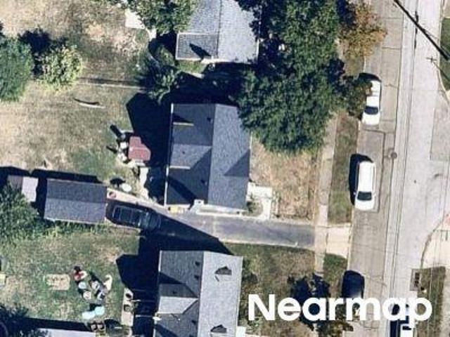 House for sale in Roselawn, Ohio