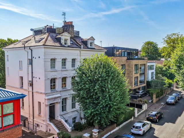 Apartment for rent in Putney, Greater London