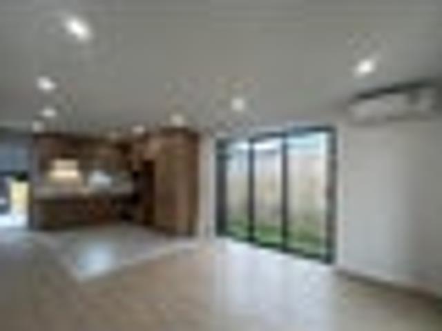 Townhouse for rent in Howick