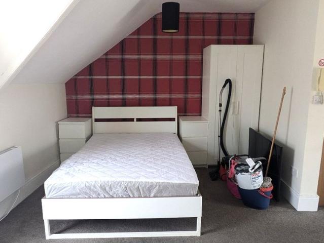 Apartment for rent in Cardiff International Sports Village, Falcon Lodge