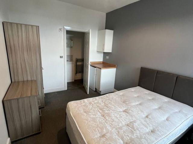 Room for rent in Hexthorpe, South Yorkshire