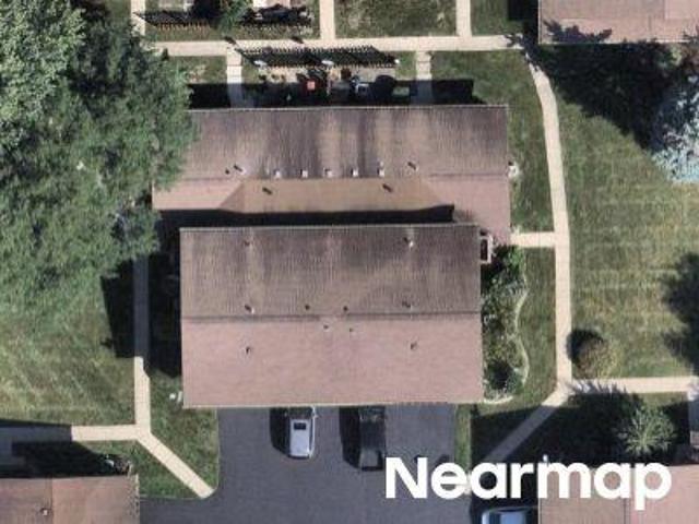 House for sale in Aurora, Illinois