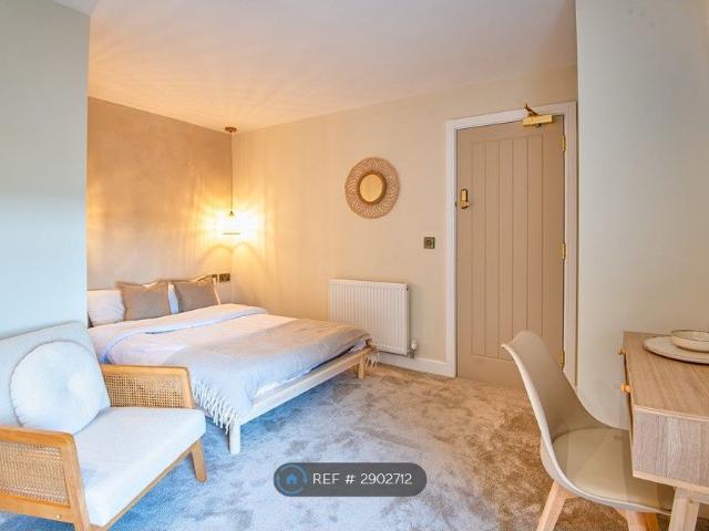 Room for rent in New Normanton, Derby