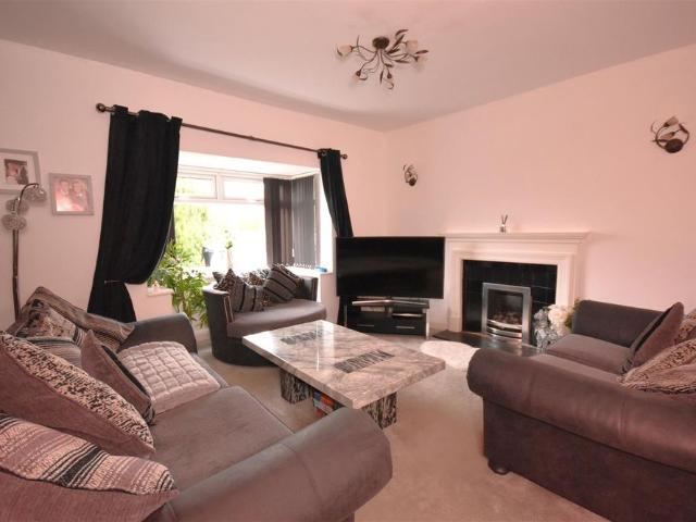 House for rent in Little Neston, West Vale