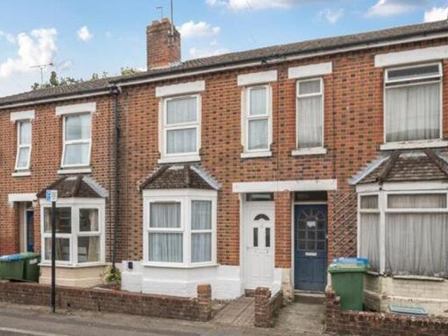 House for sale in Barton Stacey, Hampshire