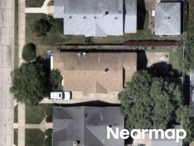 House for sale in Waukegan, Illinois