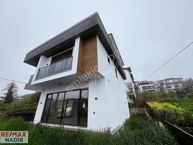 Bulancak içerisinde satılık Villa