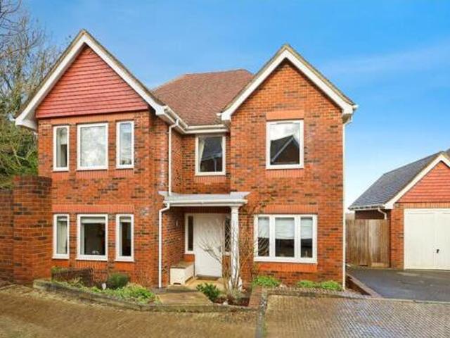 House for sale in Heathlands, East Sussex