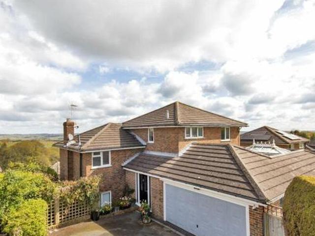 House for sale in Heathlands, East Sussex