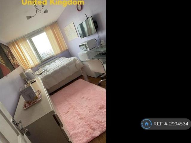 Apartment for rent in Bermondsey Village, Greater London