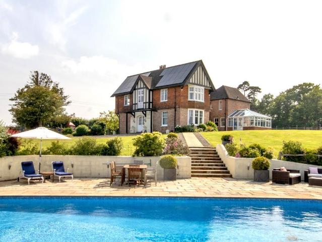 House for rent in Cross In Hand, East Sussex