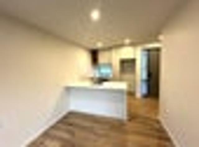 Apartment for rent in Chaslands, Canterbury