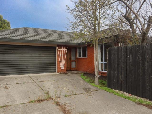House for rent in Chaslands, Canterbury