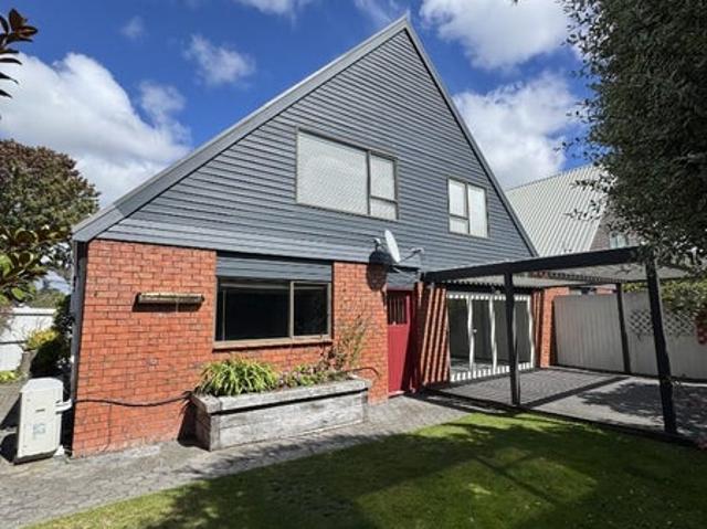 House for rent in Chaslands, Canterbury