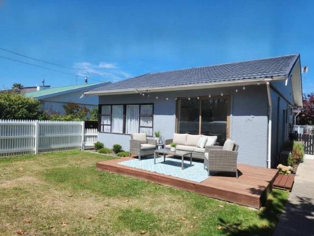 House for rent in Chaslands, Canterbury