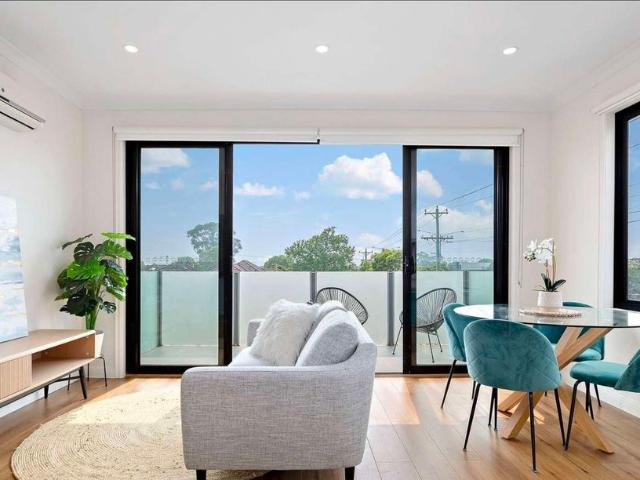 Room for rent in Burwood, Melbourne