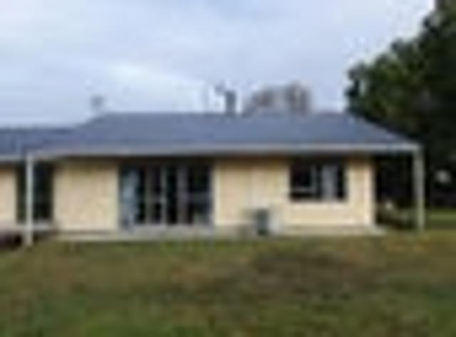 House for rent in Chaslands, Canterbury