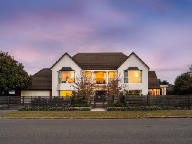 House for rent in Chaslands, Canterbury