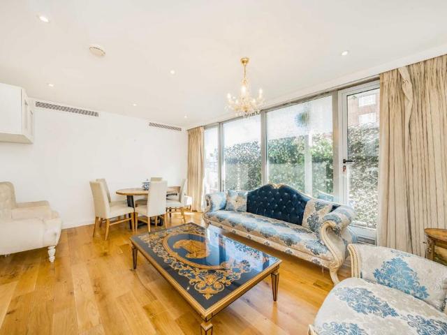 House for rent in Paddington, Greater London