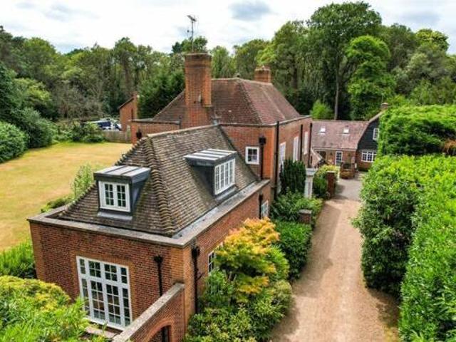 House for sale in Surrey
