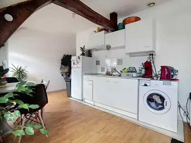 Appartement location à Lombardie, Bury