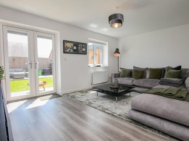 House for rent in Curbridge, Hampshire