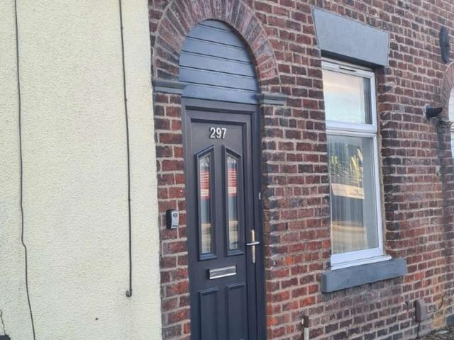 Room for rent in Blackford Bridge, Bury