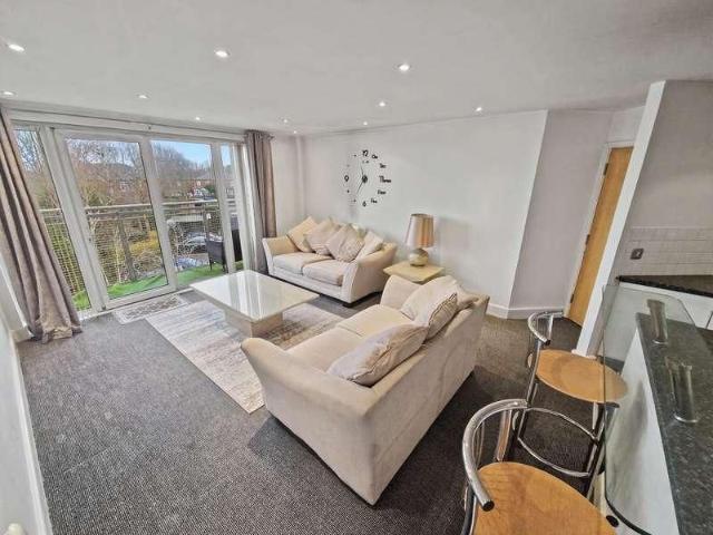 Apartment for rent in Whitefield, Bury