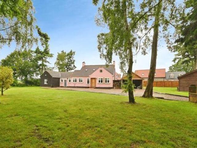 House for sale in Lyons, Greater London