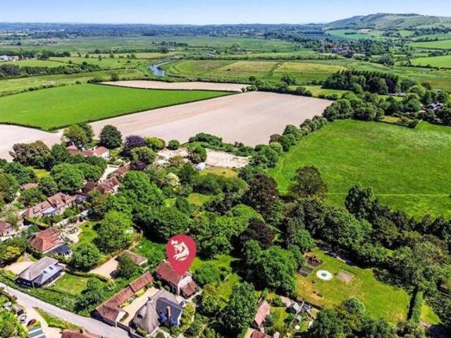 House for sale in Horsham, West Sussex