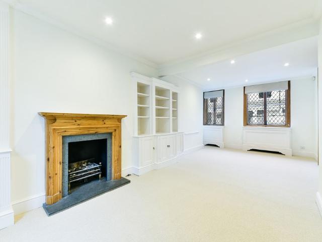 Apartment for rent in Chelsea, Greater London