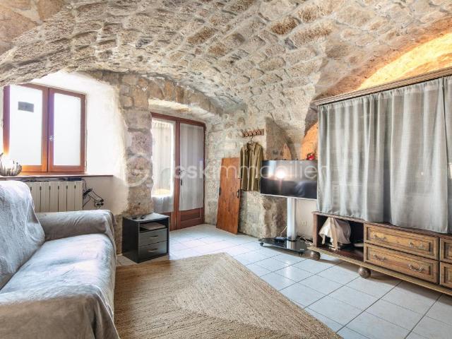 Maison vente à Largentière, Burzet