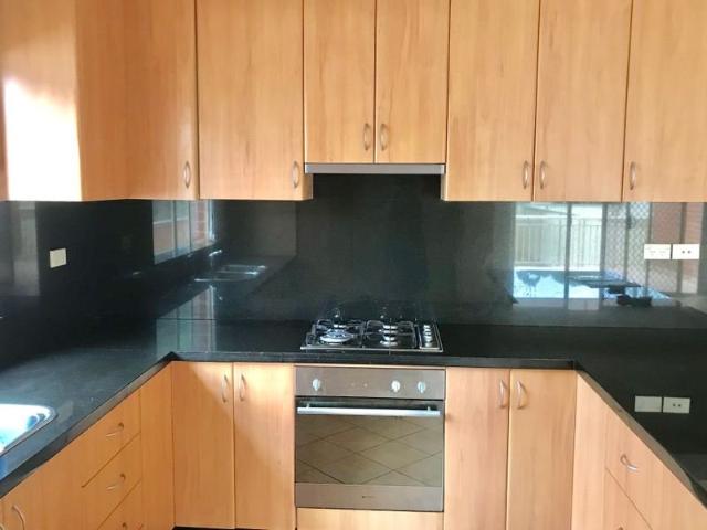 Duplex for rent in Sydney, New South Wales