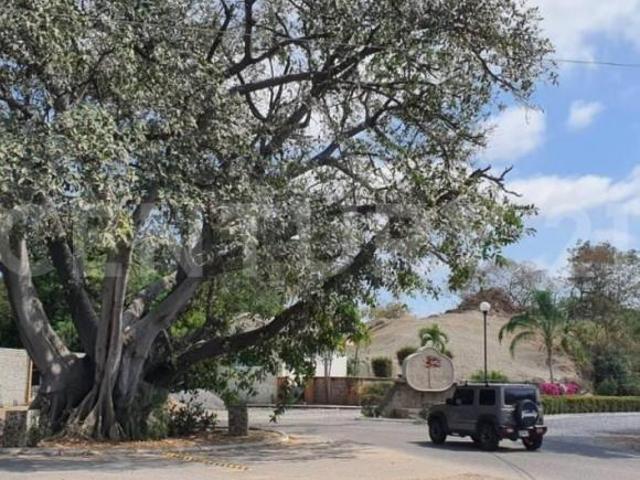 Terreno en venta en Manzanillo, Colima