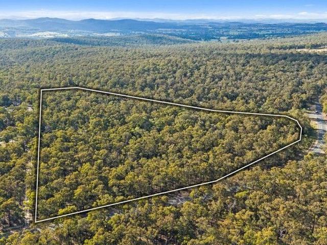 Cottage for sale in Tinamba West, Victoria