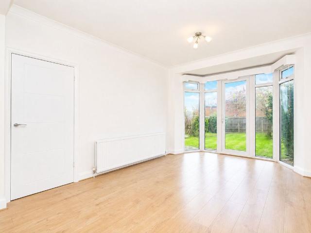House for rent in Little Stanmore, Greater London