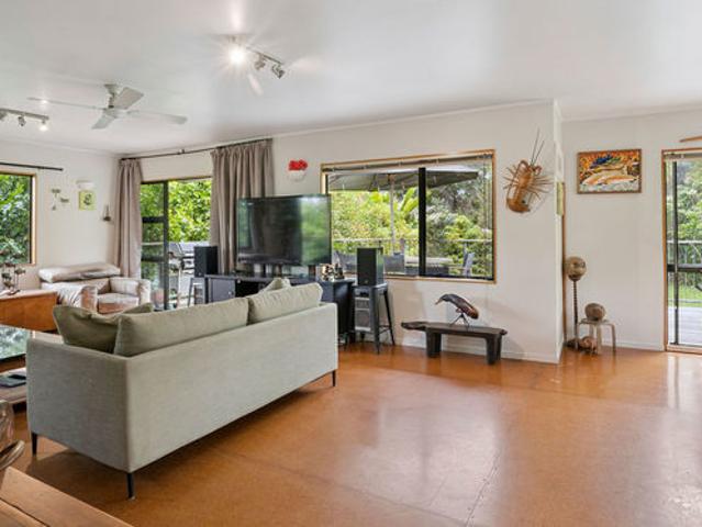 Property for sale in Kawau Island, Oroua County