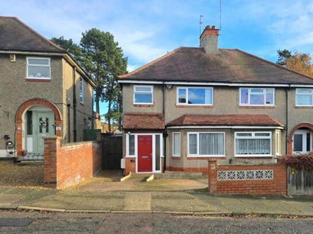 House for sale in Northampton, Northamptonshire