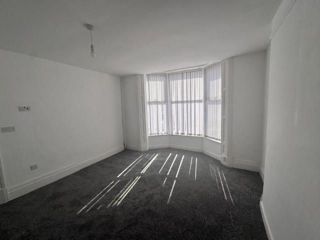 Apartment for rent in Fallings Park, Park Village
