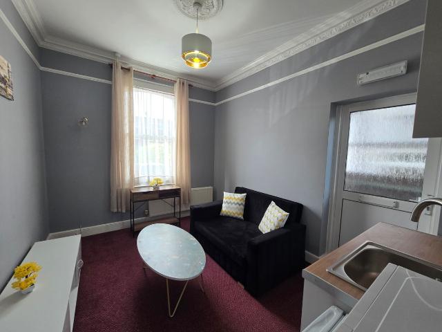 Apartment for rent in Connaught Park, Bushey