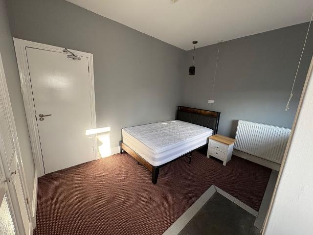 Studio for rent in Bushey, Hertsmere