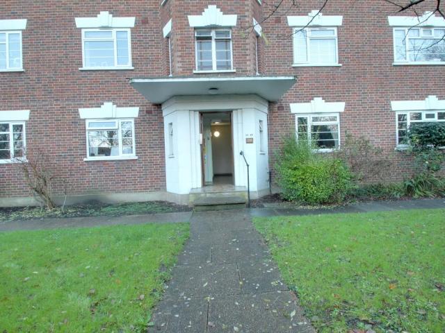 Apartment for rent in London Borough of Merton, Greater London