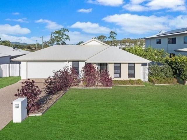 House for rent in Bushland Beach, Townsville City
