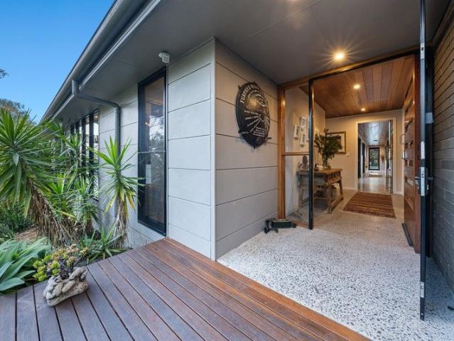 Cottage for sale in Sydney, New South Wales