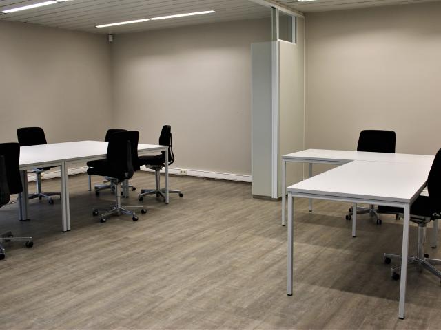 Bureau location à Edingen, Wallonie