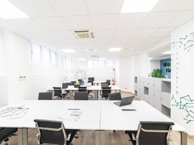 Ufficio in affitto a Municipio 9, Milano