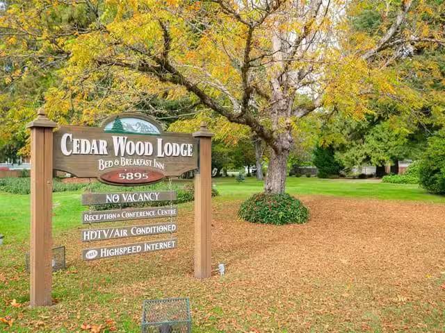 House for sale in Clayoquot, British Columbia