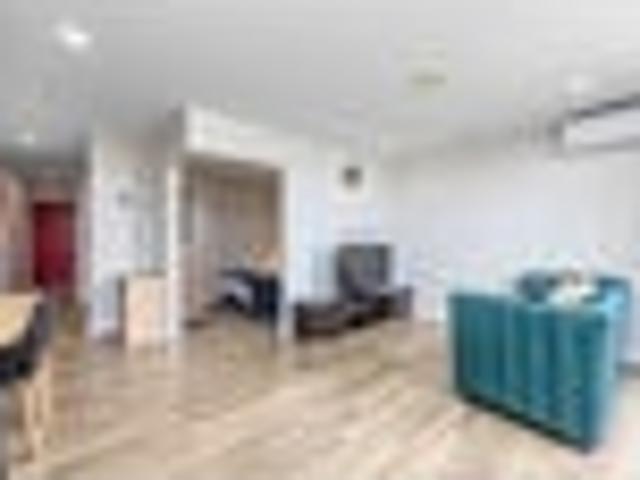 Apartment for sale in Albany Village, Upper Harbour