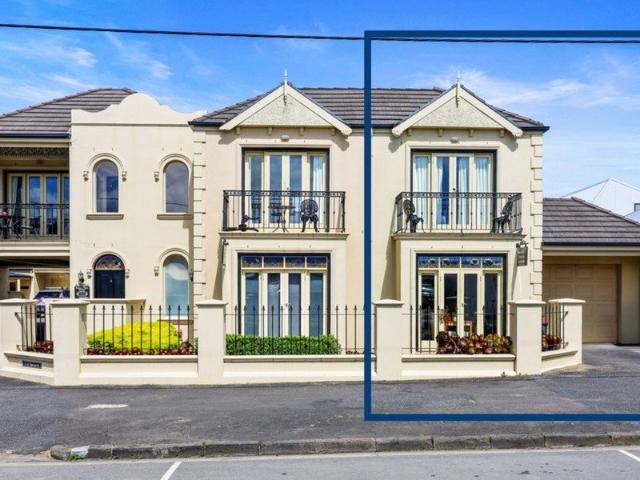 Townhouse for sale in Warrnambool, Victoria